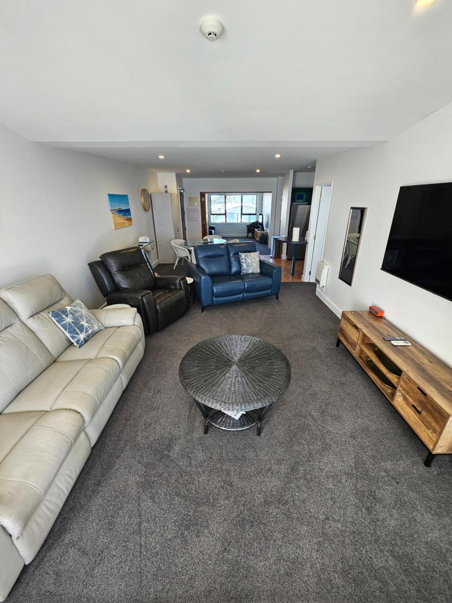 Luxury Beach Escape - 6 Adams Ave Mt Maunganui ماوْنت مونغانيو المظهر الخارجي الصورة