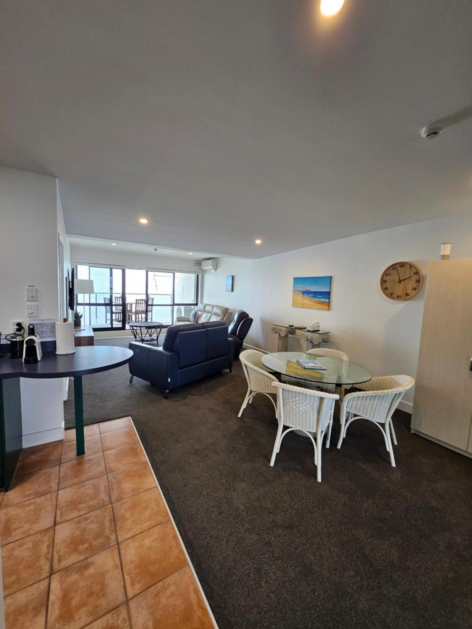 Luxury Beach Escape - 6 Adams Ave Mt Maunganui ماوْنت مونغانيو المظهر الخارجي الصورة